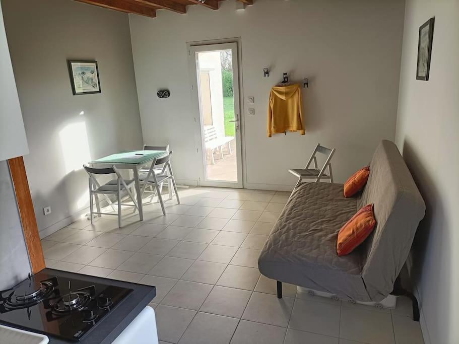 Studio + Combles Amenages Fontet Екстер'єр фото